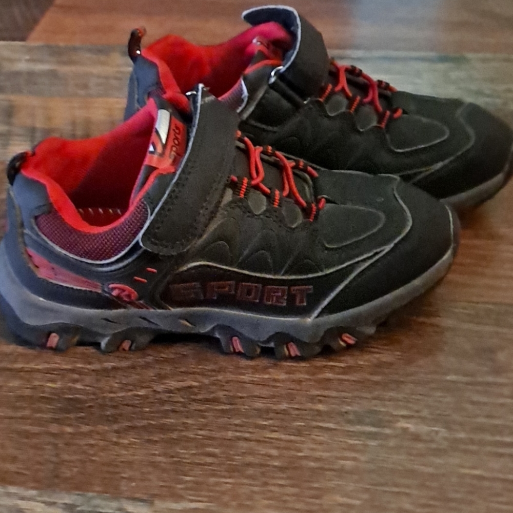 Hiking shoes